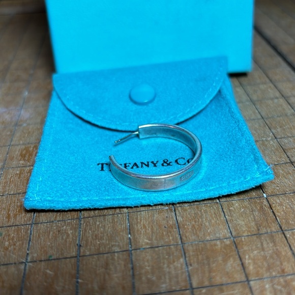 Tiffany & Co. 1837 Hoop Earring 925 Sterling Silver Single Replacement EVC 2003 - Picture 11 of 17